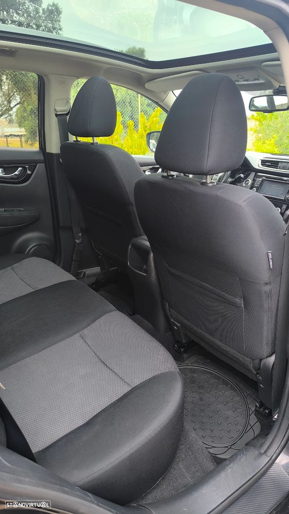 Nissan Qashqai 1.5 dCi N-Connecta 18 RS - 38