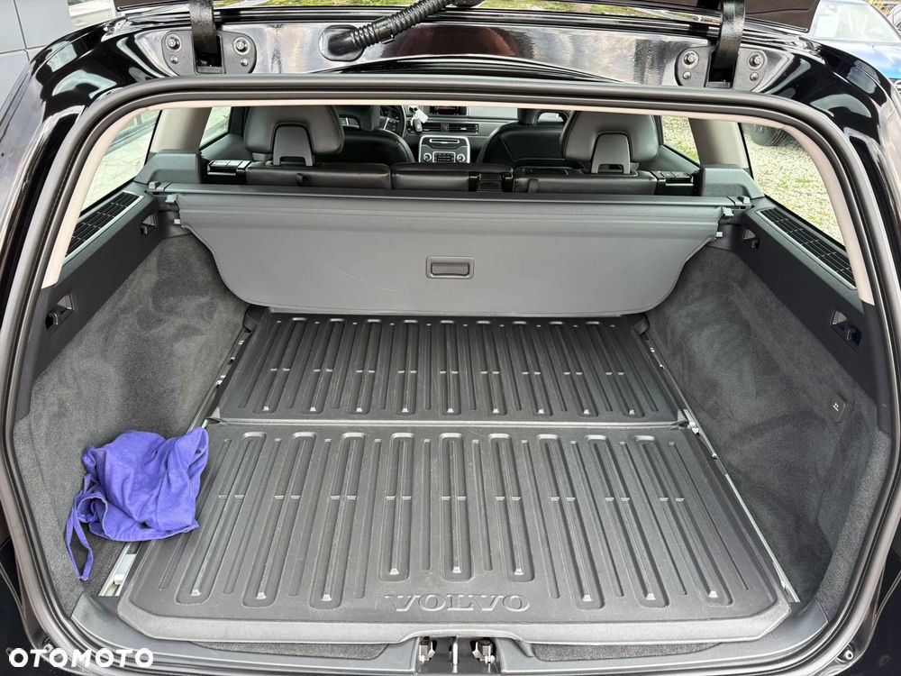 Volvo V70 D3 Geartronic Momentum - 20