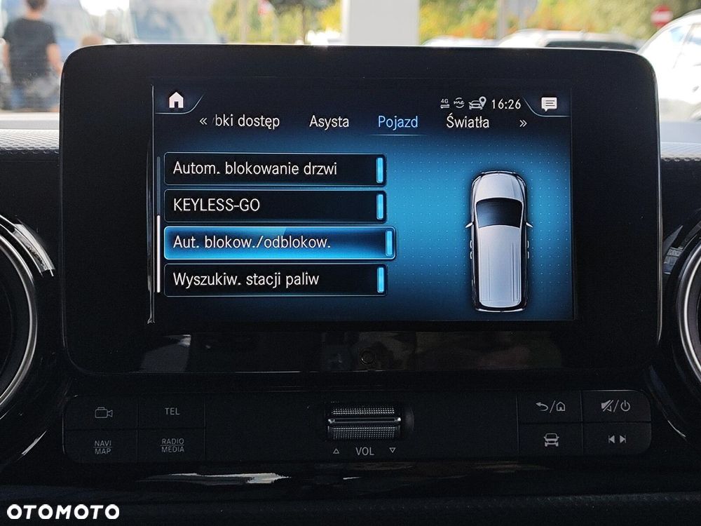 Mercedes-Benz Klasa T 180 d Style - 33