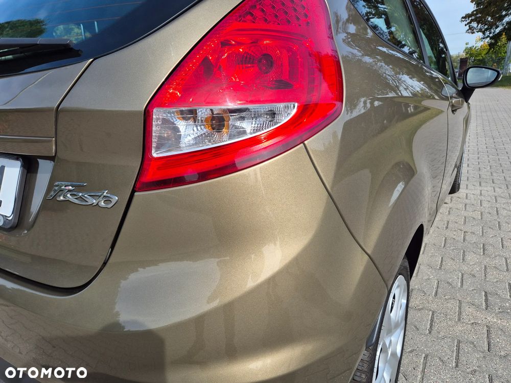 Ford Fiesta - 11