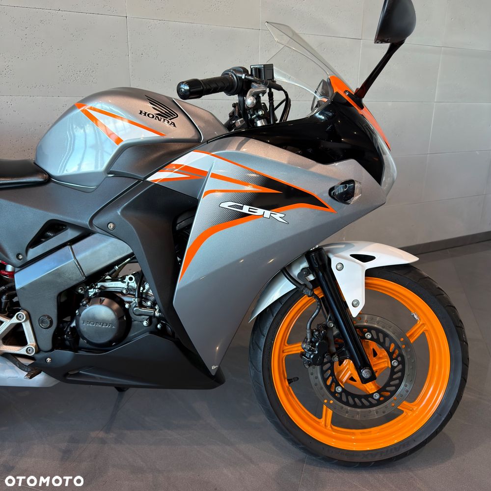 Honda CBR - 4