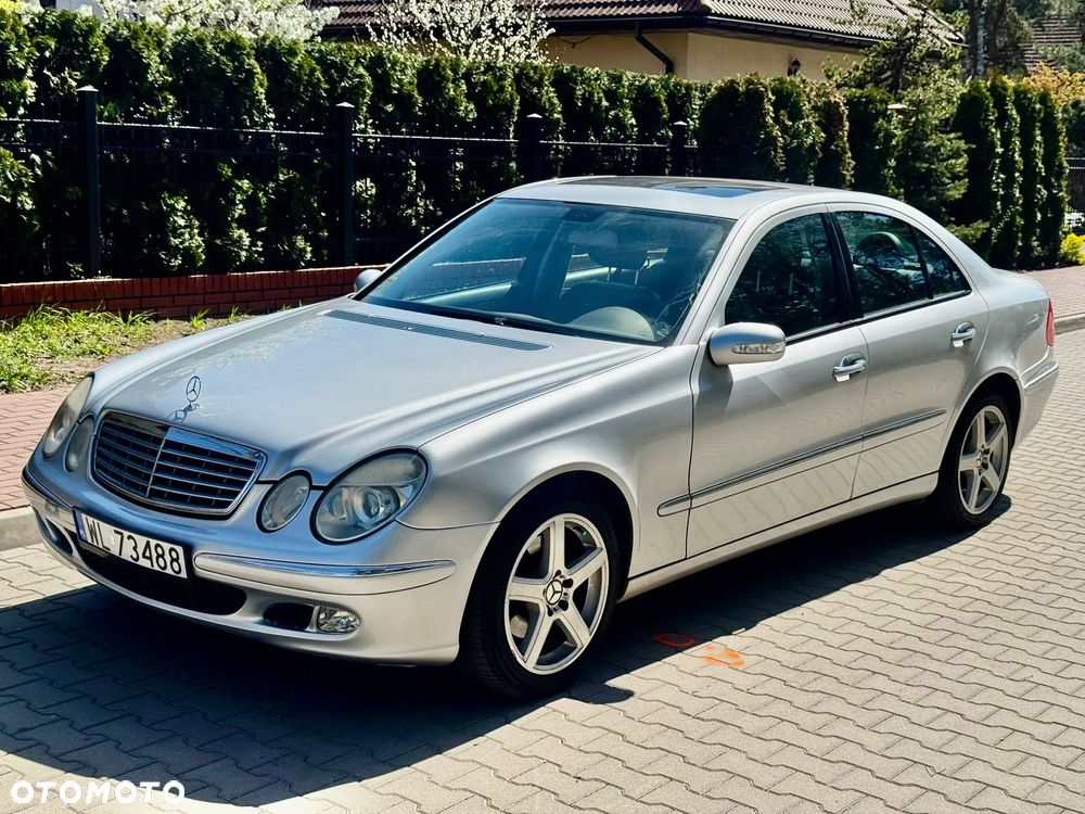 Mercedes-Benz Klasa E 350 4-Matic Elegance - 1