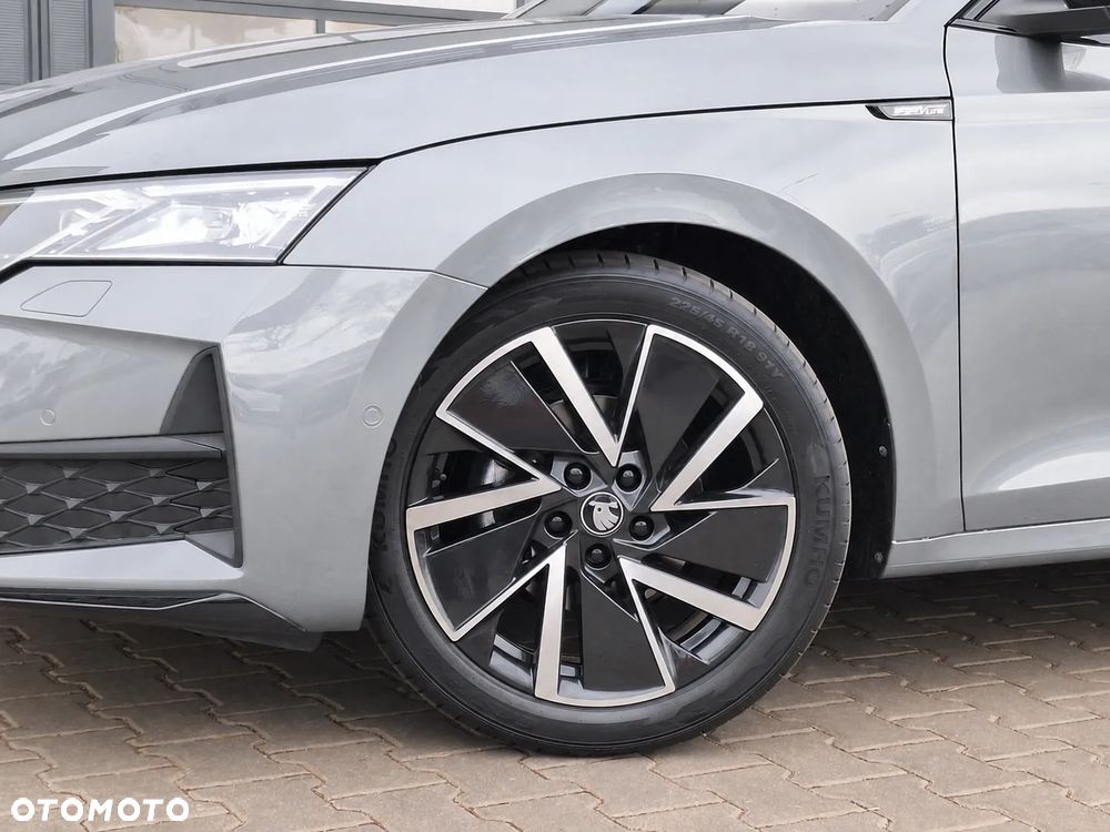 Skoda Octavia 1.5 TSI mHEV Sportline DSG - 4