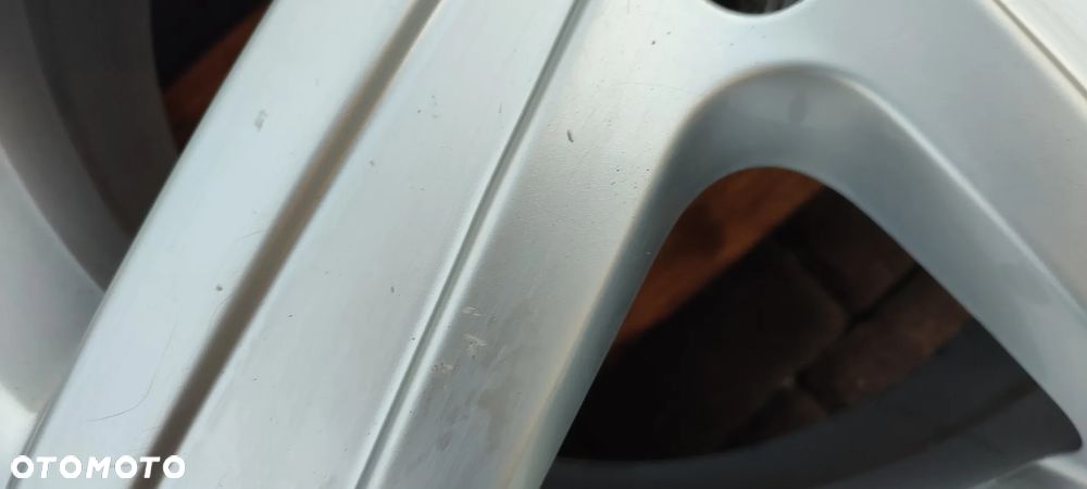 Felgi Aluminiowe Oryg. Vw T5 T6 Multivan California Caravelle 17 Cali 5x120 7Jx17 Et55 Ø65,1mm Bdb !! Starogard Gdański - 11