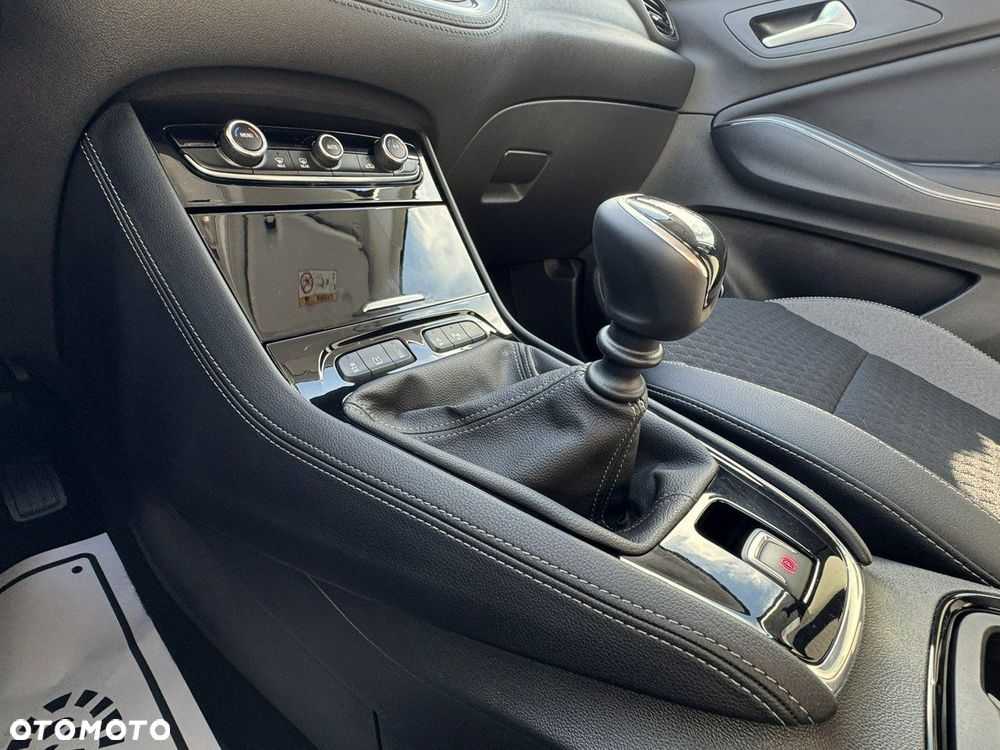 Opel Grandland X - 31