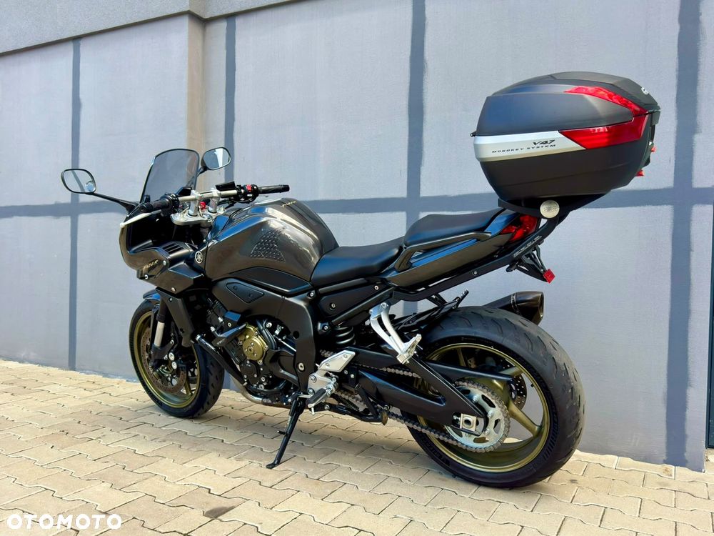 Yamaha FZ - 6
