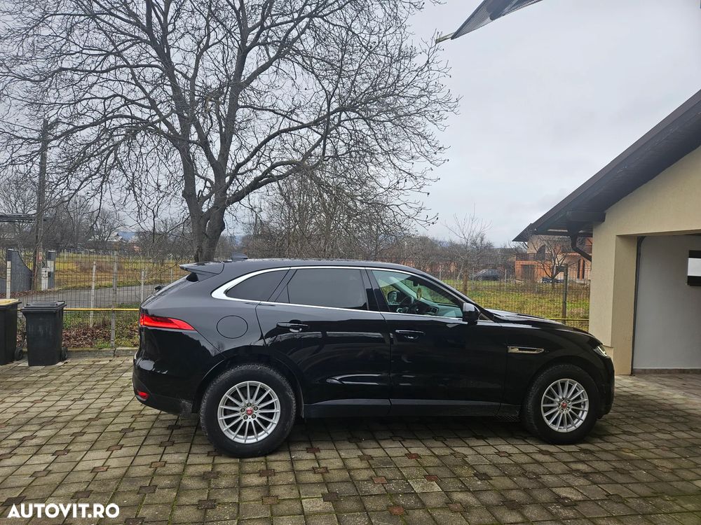 Jaguar F-Pace - 1