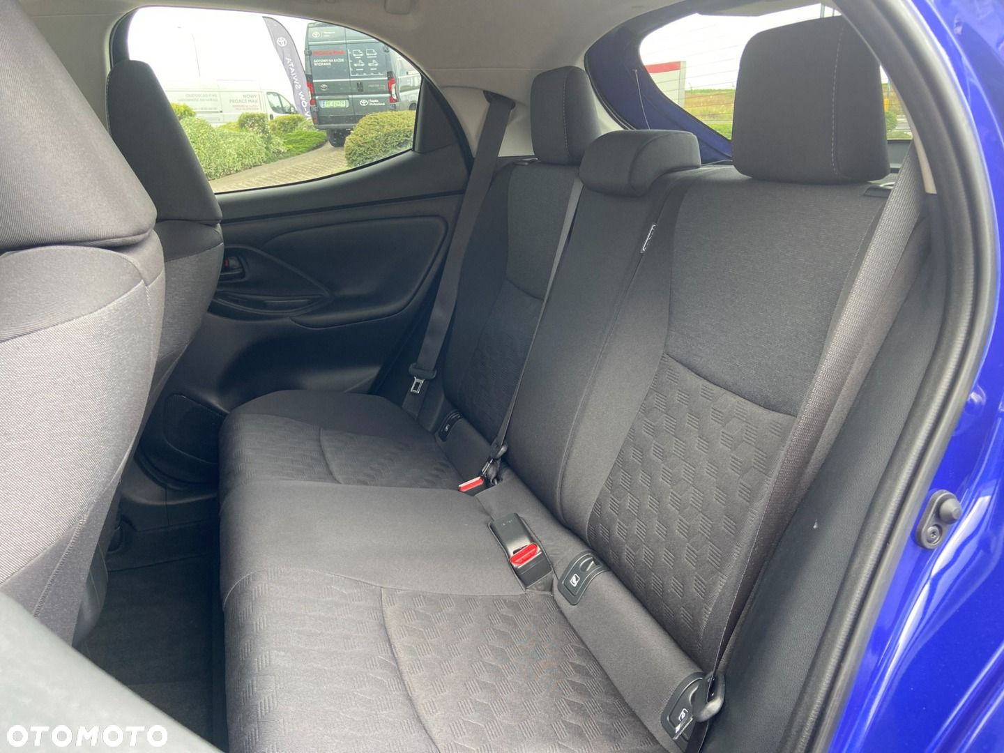 Toyota Yaris - 12