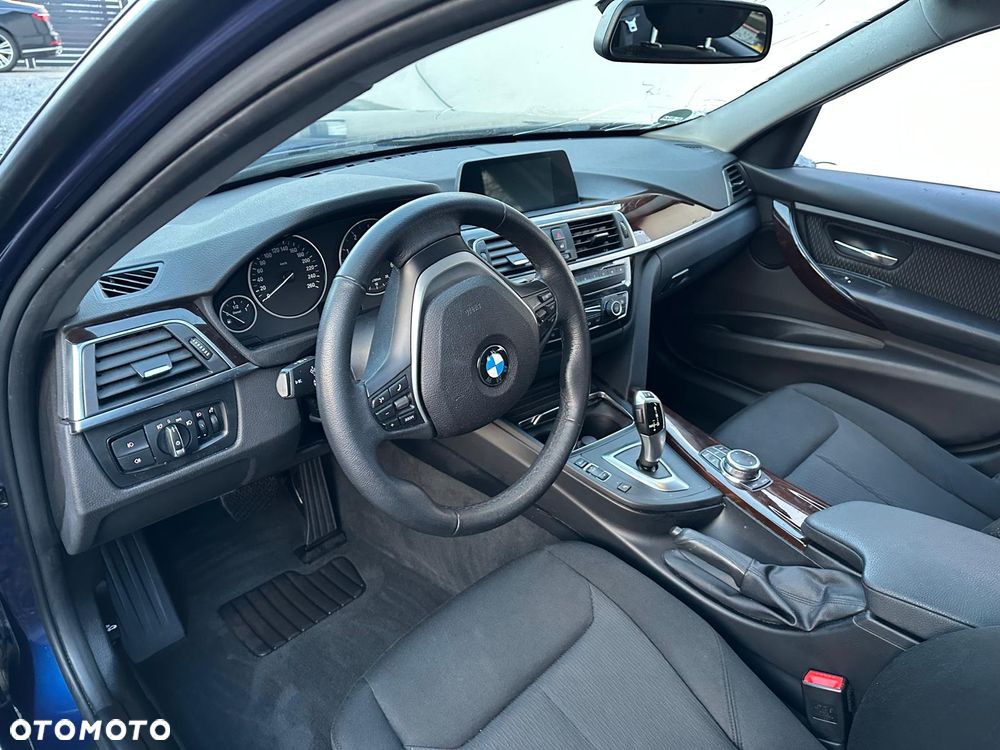 BMW Seria 3 320d Efficient Dynamics Edition Blue Perf - 11