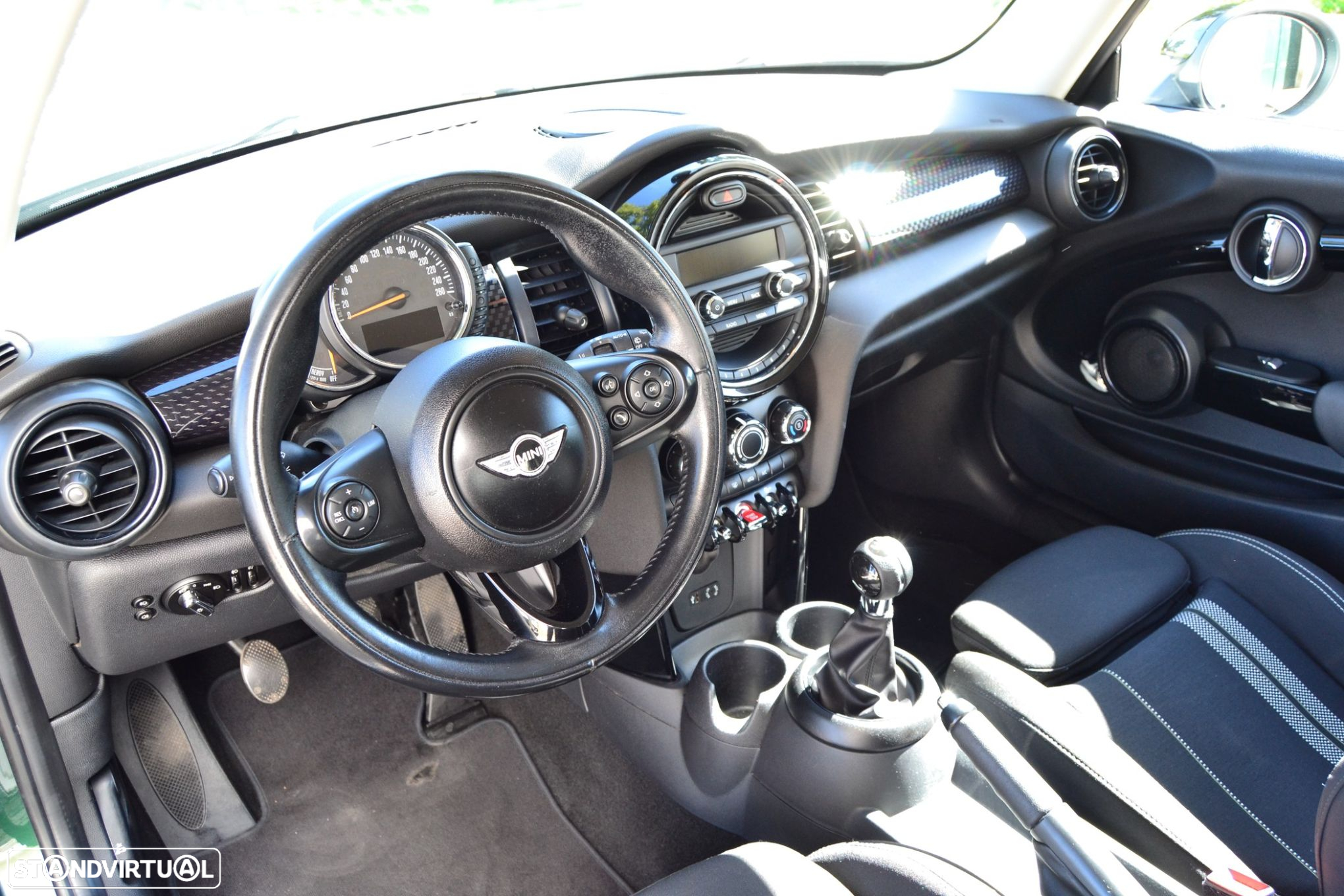 MINI 3 Portas Cooper SD - 13