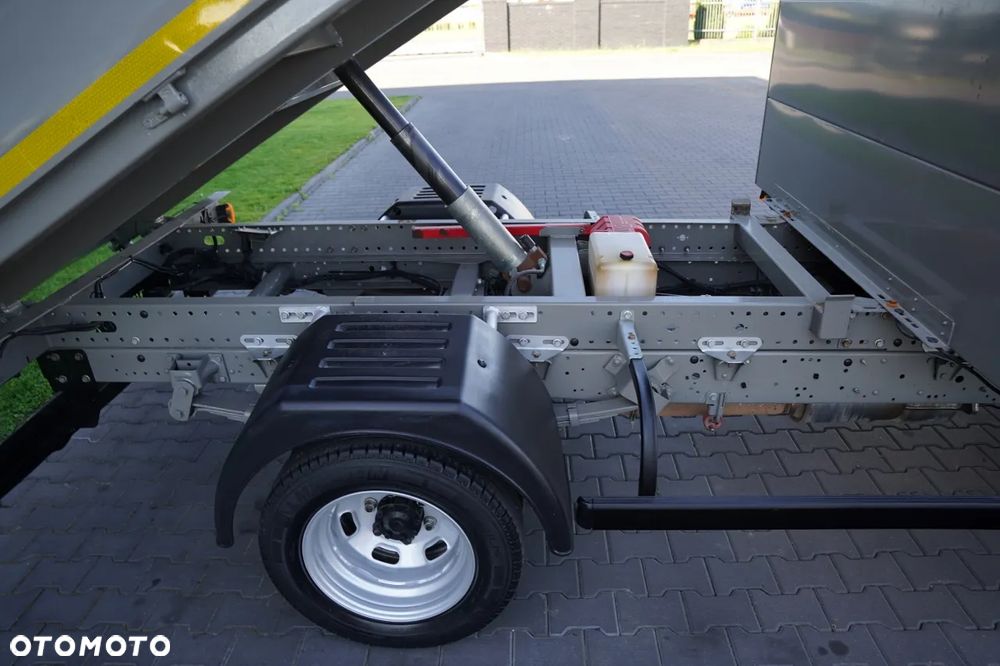 Iveco DAILY 35-120 / WYWROTKA TYLNOZSYPOWA / BLIŹNIAK / MANUAL  / SPROWADZONY - 8