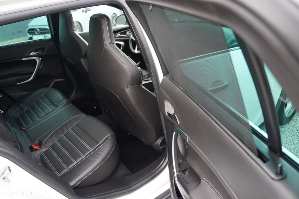 Opel Insignia CT 2.0 CDTI 4x4 S&S - 22