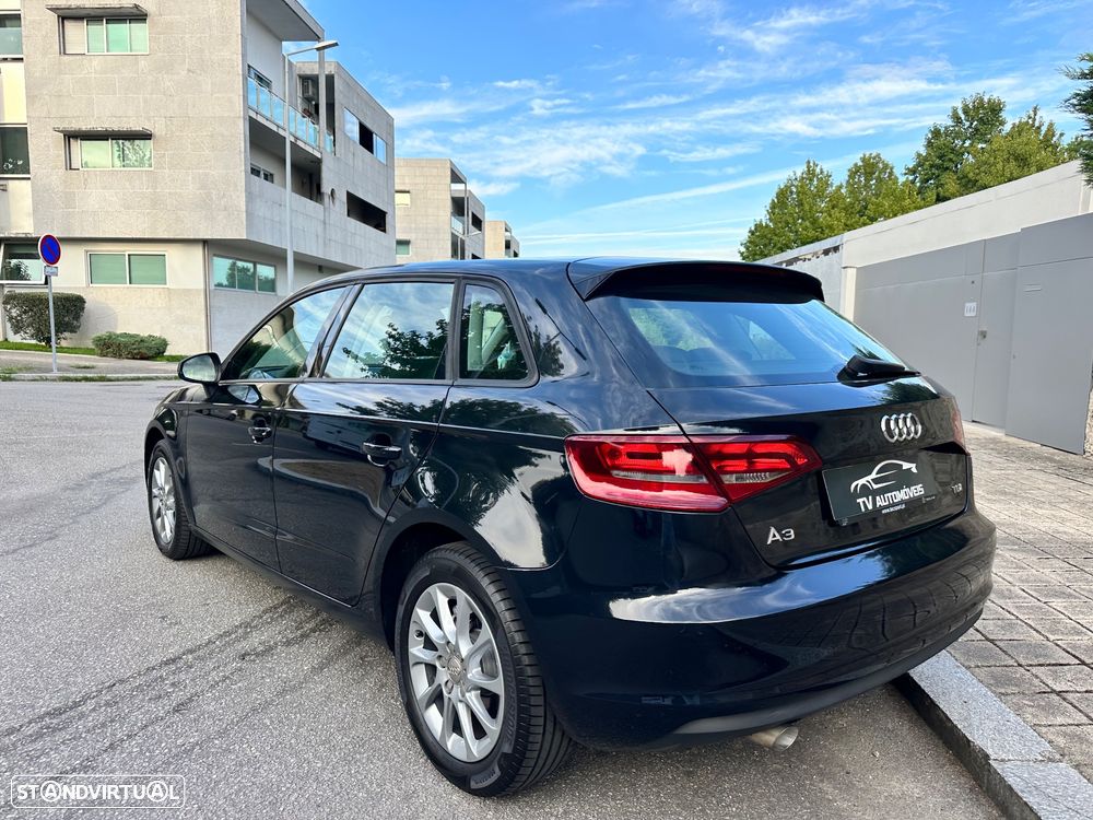Audi A3 Sportback 1.6 TDI Attraction S tronic - 7