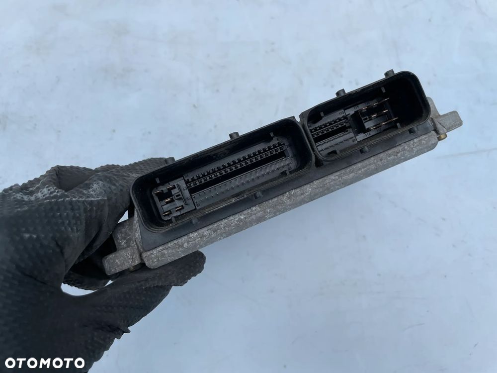 STEROWNIK SILNIKA VW GOLF IV 036906034BH - 3