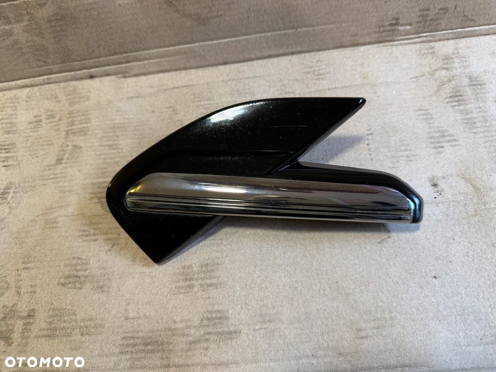 Listwa błotnika przód chrom Renault Captur II lewa 990427460R prawa 990421374R OE - 2