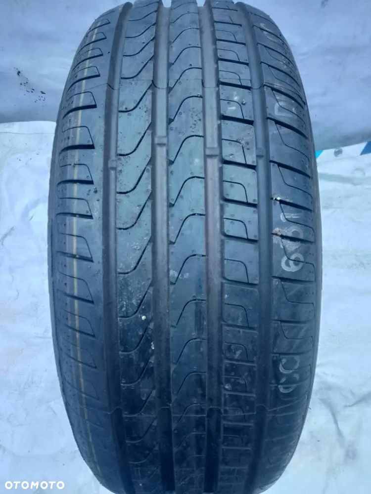 Pirelli Cinturato P7 215/60 R16 99V 2023 - 1