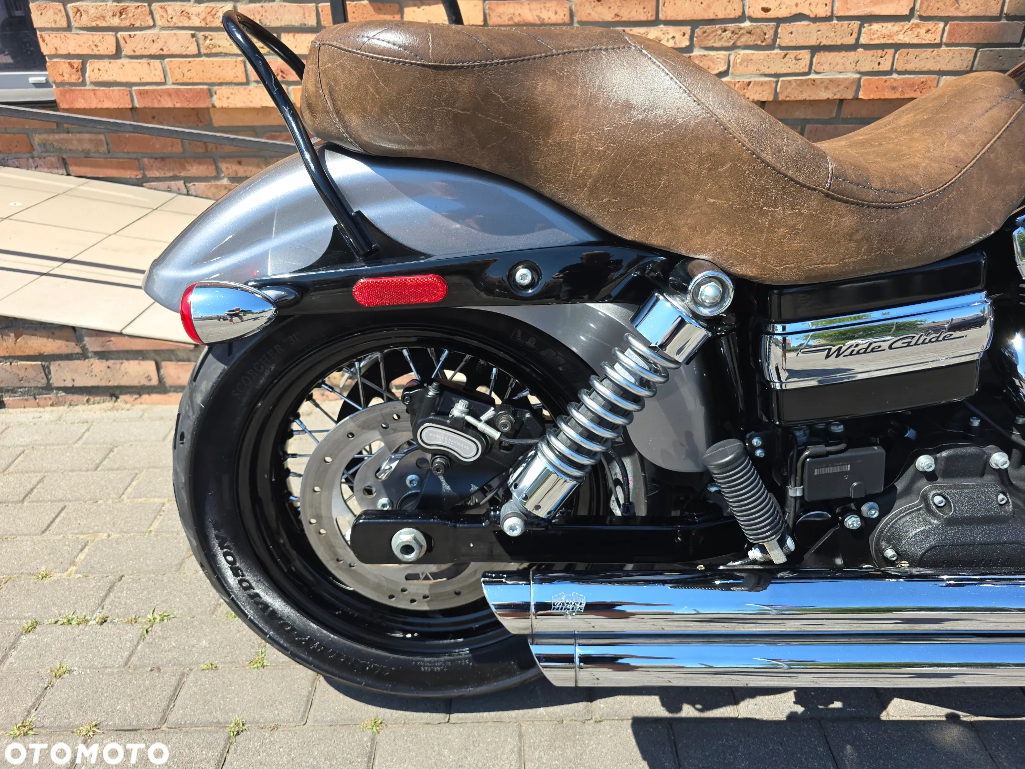 Harley-Davidson Dyna Wide Glide - 21