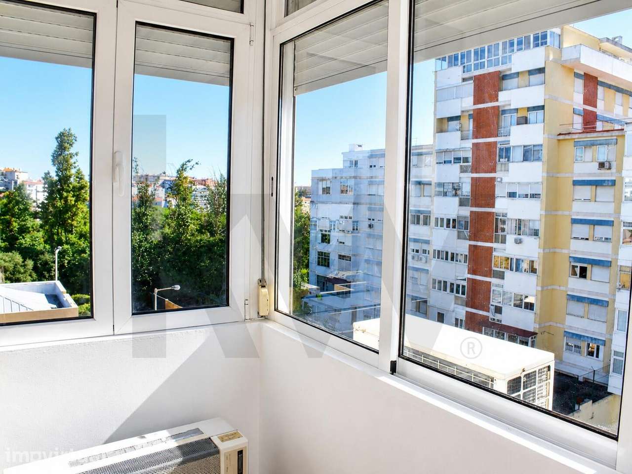 Lumiar | Apartamento T4 com boas áreas e vista desafogada. - Grande imagem: 4/39