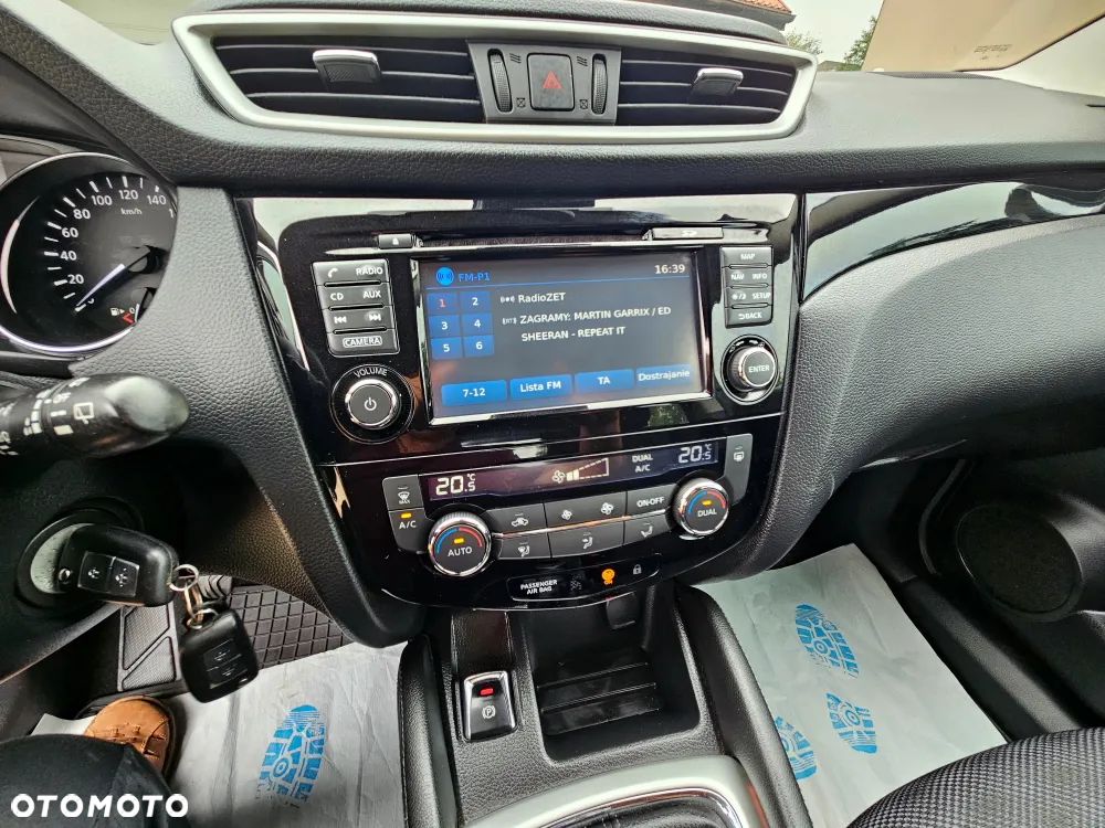 Nissan Qashqai 1.6 DCi ALL-MODE 4x4i ACENTA - 21