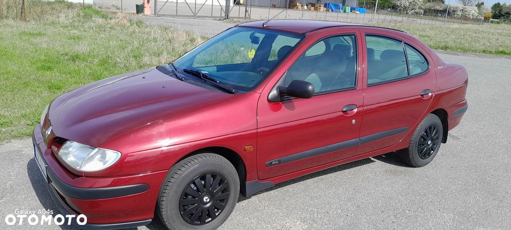 Renault Megane 1.4 RN - 2