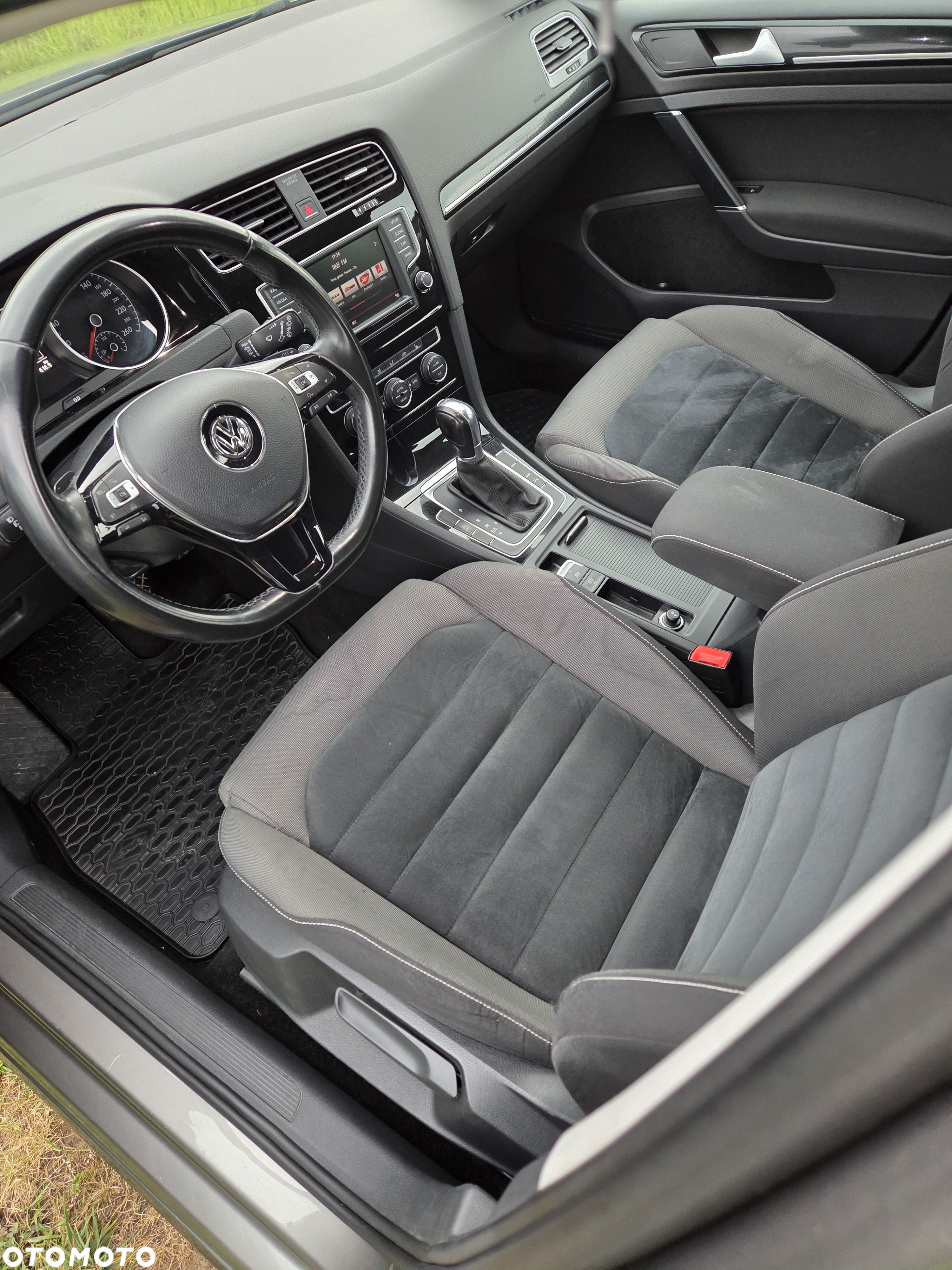 Volkswagen Golf VII 1.4 TSI BMT Highline DSG - 10