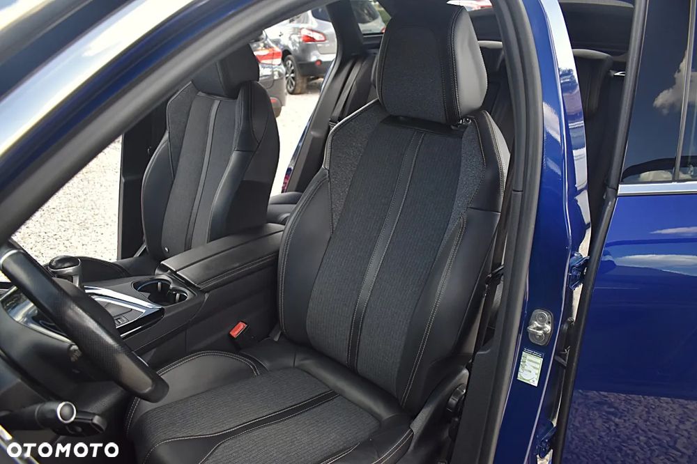 Peugeot 3008 2.0 HDi Premium - 19