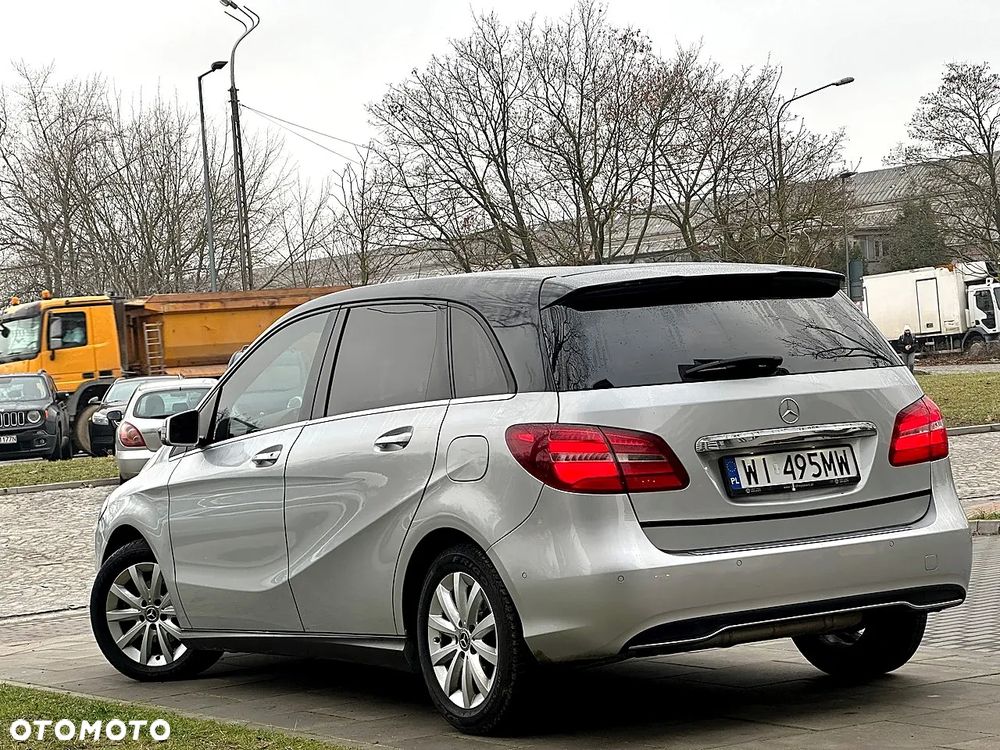 Mercedes-Benz Klasa B 180 (CDI) d 7G-DCT Style - 6