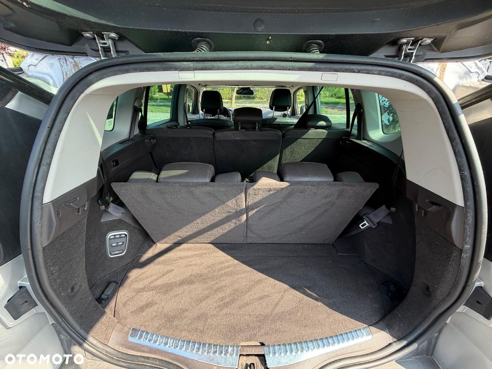 Renault Espace 1.6 dCi Energy Initiale Paris EDC 7os - 15