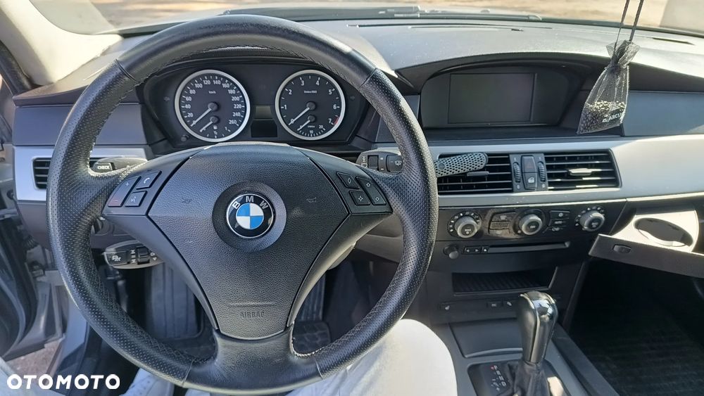 BMW Seria 5 - 21