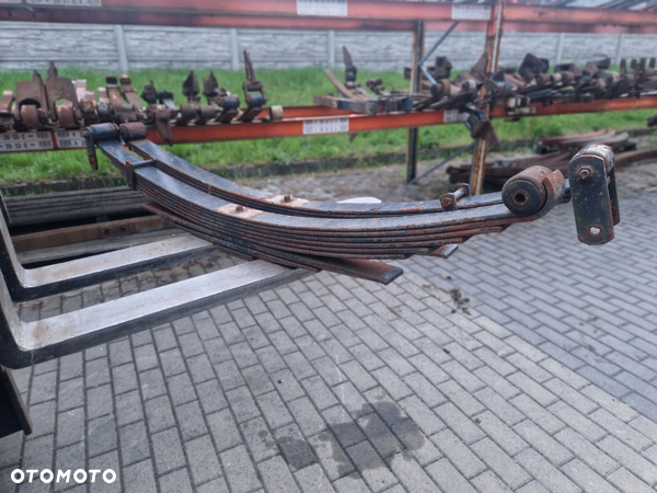 Resor Tył Tylny MAN L2000 LE 8 Piór Piórowy 8.163 10.163