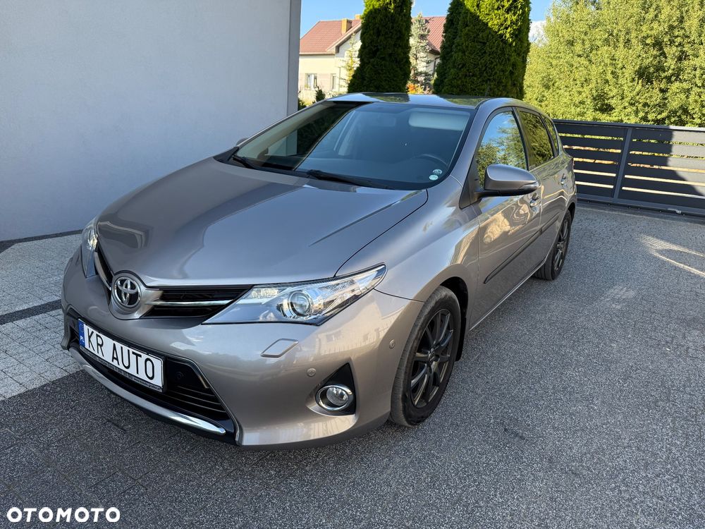 Toyota Auris 2.0 D-4D Prestige - 3