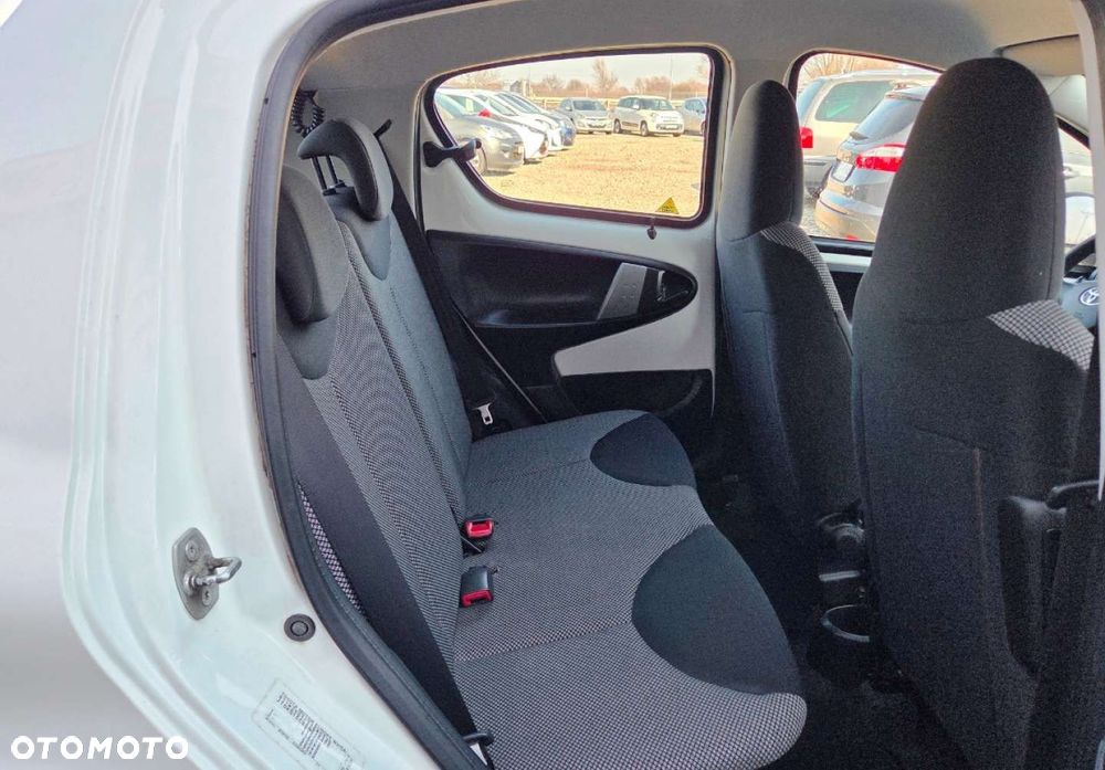 Toyota Aygo - 17