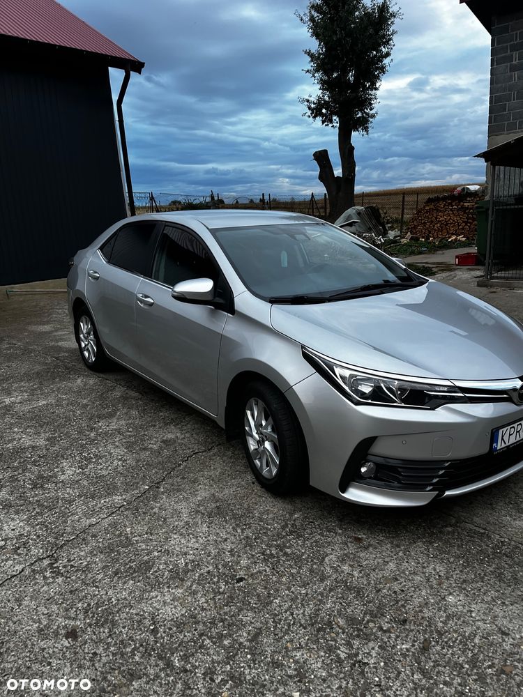 Toyota Corolla 2016 photo 2