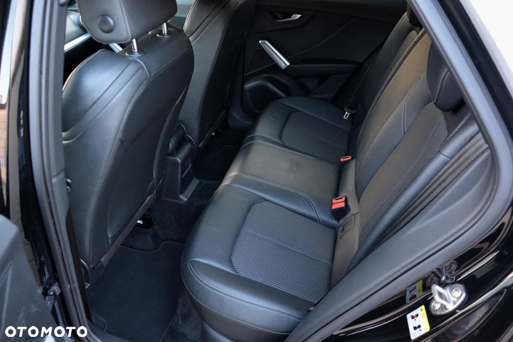 Audi Q2 35 TDI Quattro S tronic S line - 23