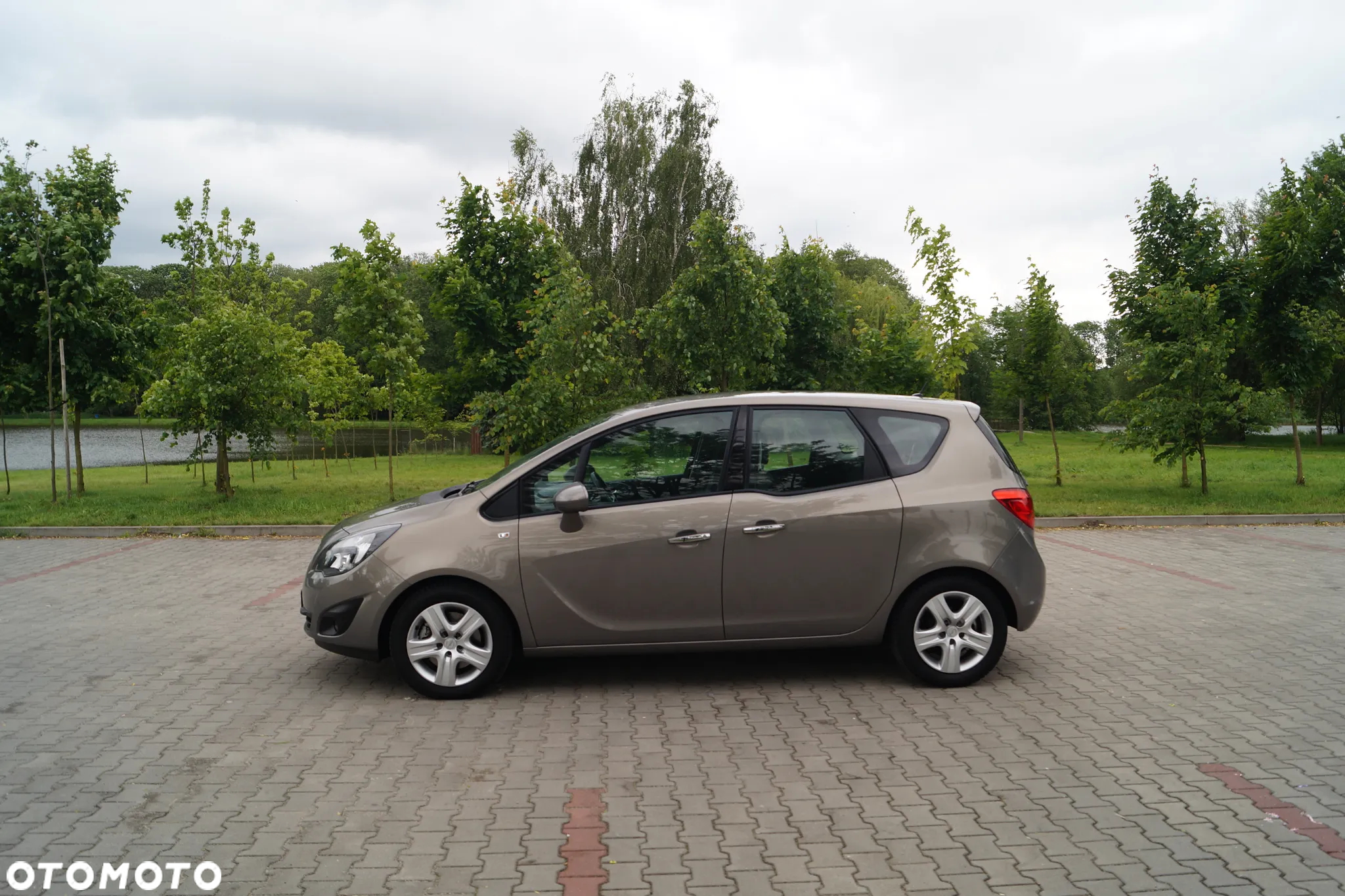 Opel Meriva 1.4 T Cosmo - 30