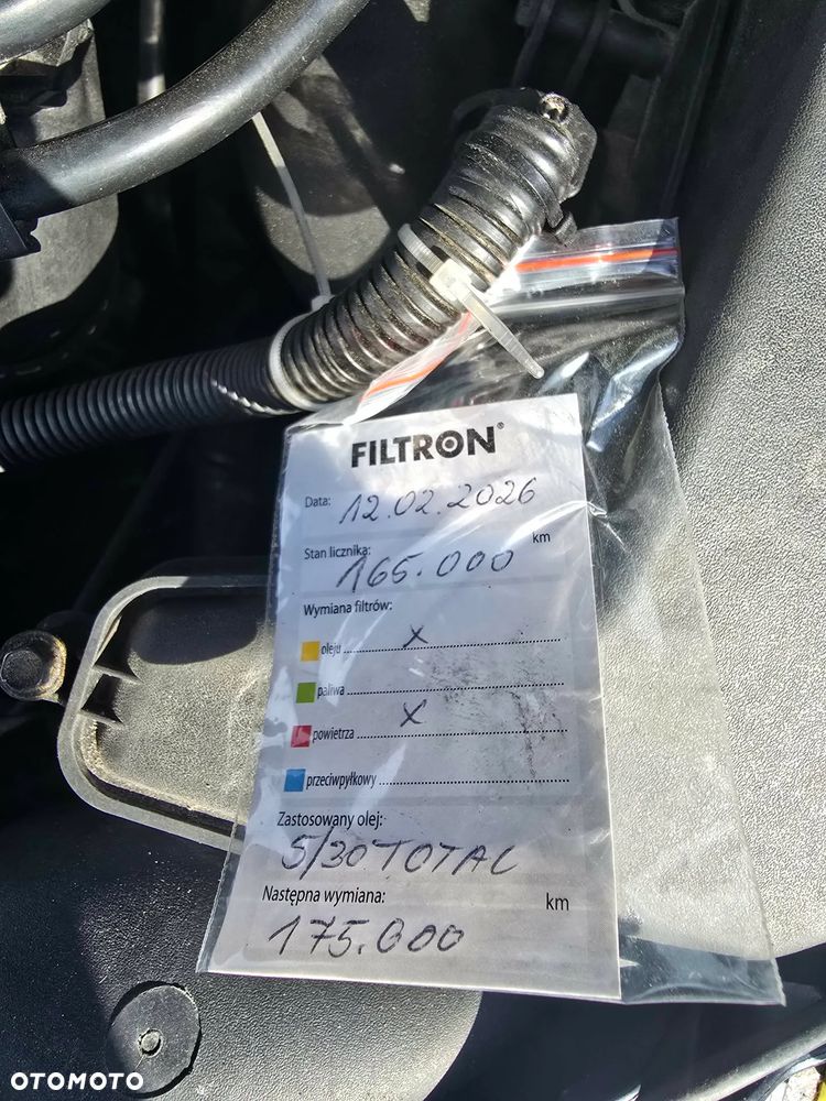 Ford Kuga 1.5 EcoBoost 2x4 Titanium - 19