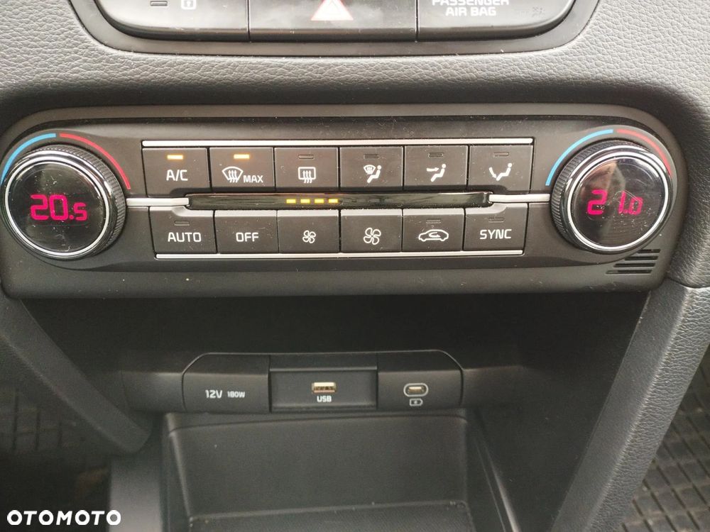 Kia Ceed 1.5 T-GDI M - 31