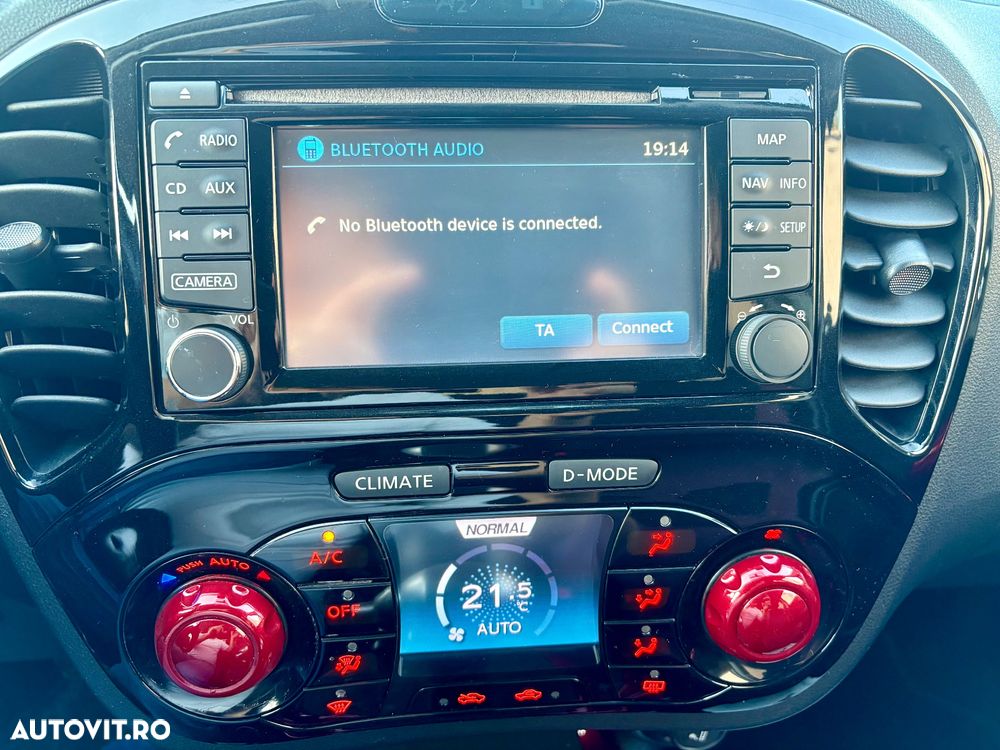 Nissan Juke 1.6 Xtronic N-Connecta - 28