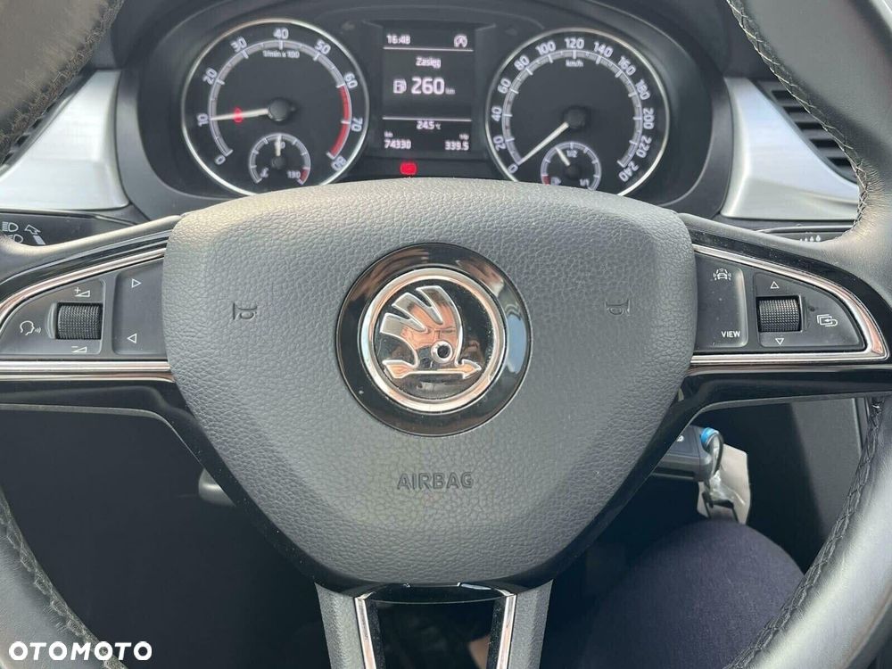 Skoda RAPID 1.0 TSI Ambition - 17