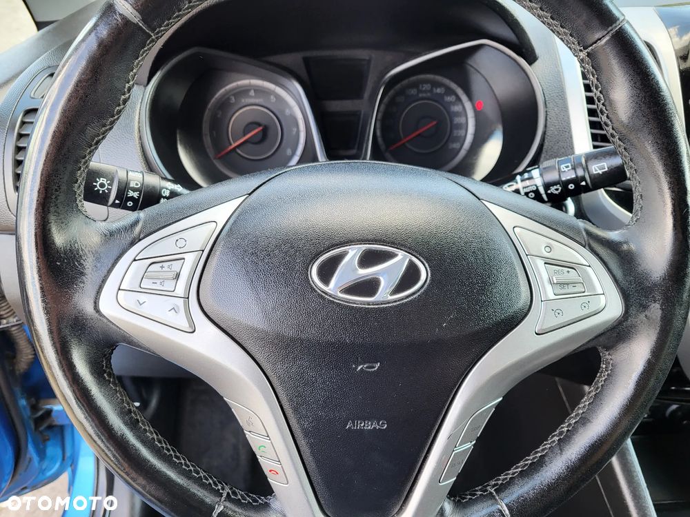 Hyundai ix20 1.6 blue YES Silver - 15