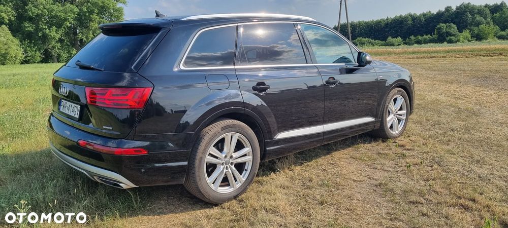 Audi Q7 3.0 TDI ultra Quattro Tiptronic - 4