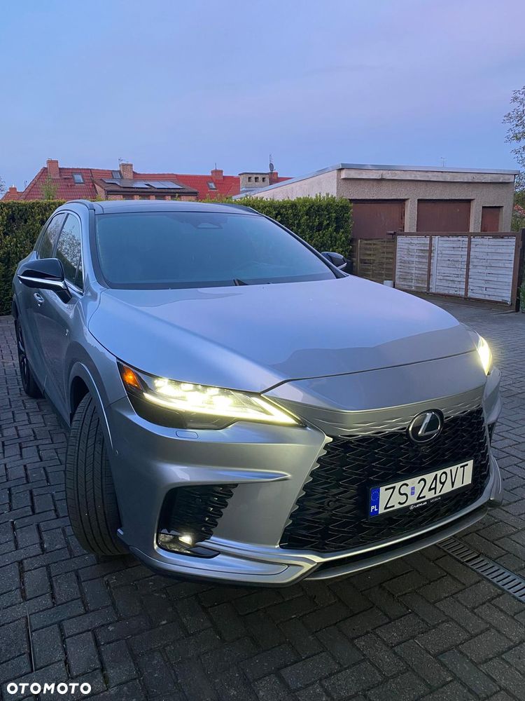 Lexus RX - 4
