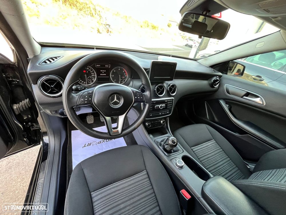 Mercedes-Benz A 180 - 13
