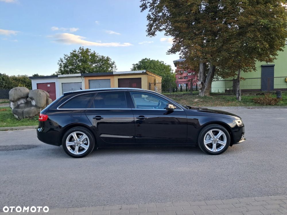 Audi A4 Avant 2.0 TDI DPF Ambiente - 2