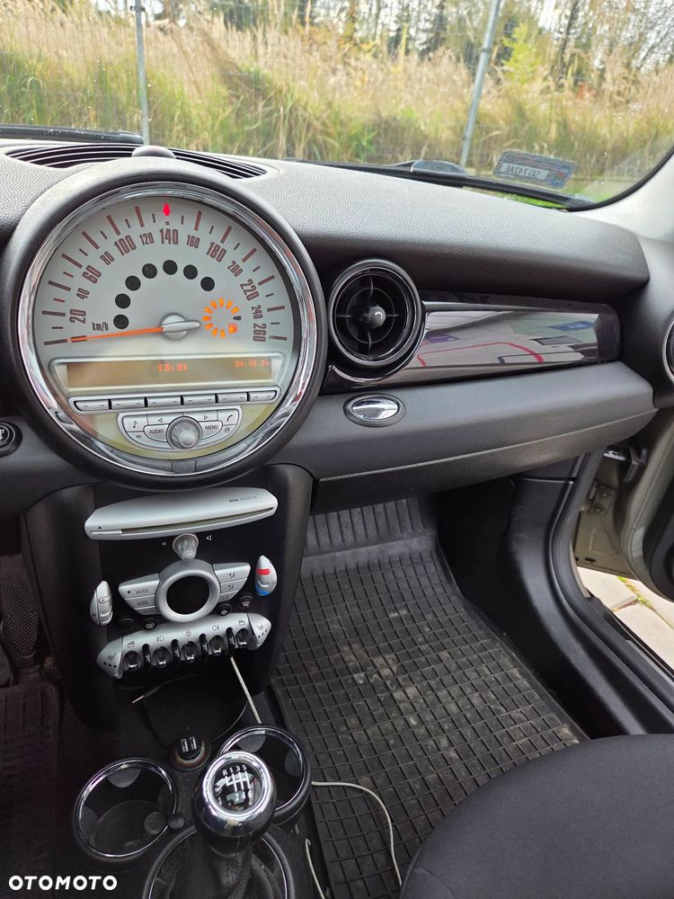 MINI ONE Standard - 19