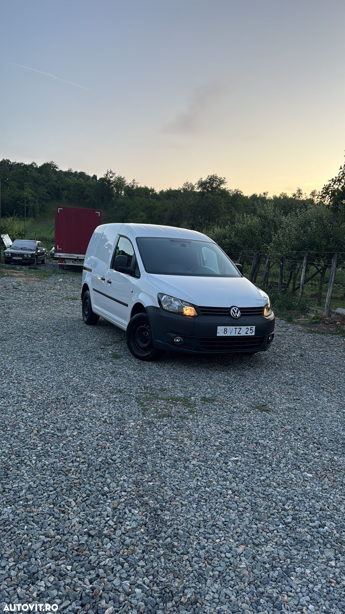 Volkswagen Caddy - 13
