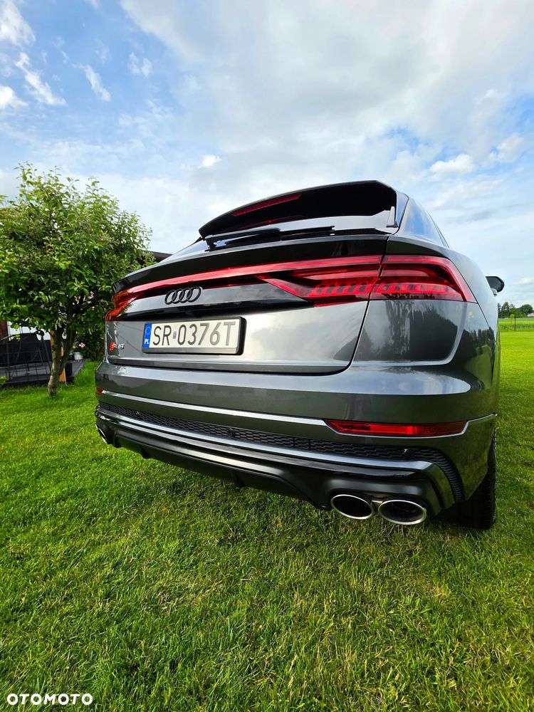 Audi SQ8 - 12