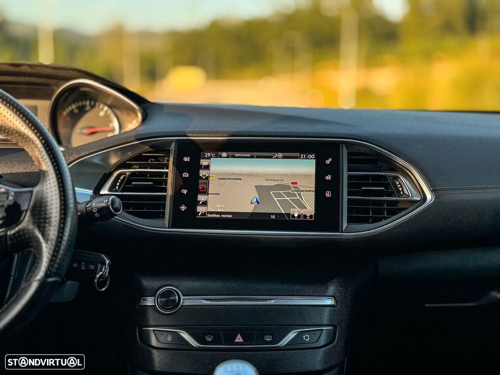 Peugeot 308 SW 2.0 BlueHDi GT Line - 8