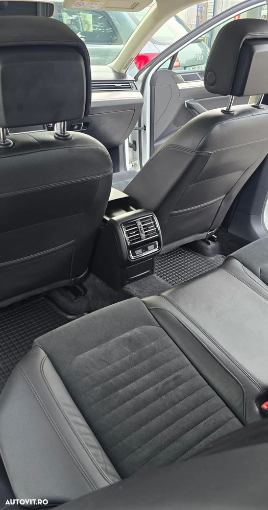 Volkswagen Passat 2.0 TDI R Executive - 13