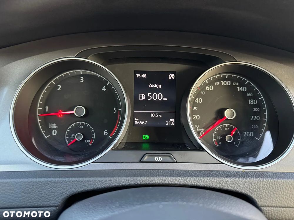 Volkswagen Golf 1.6 TDI BlueMotion Technology Comfortline - 20